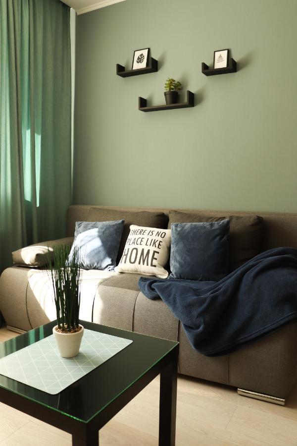 Blue On Kotsyubinsky Avenue Apartment