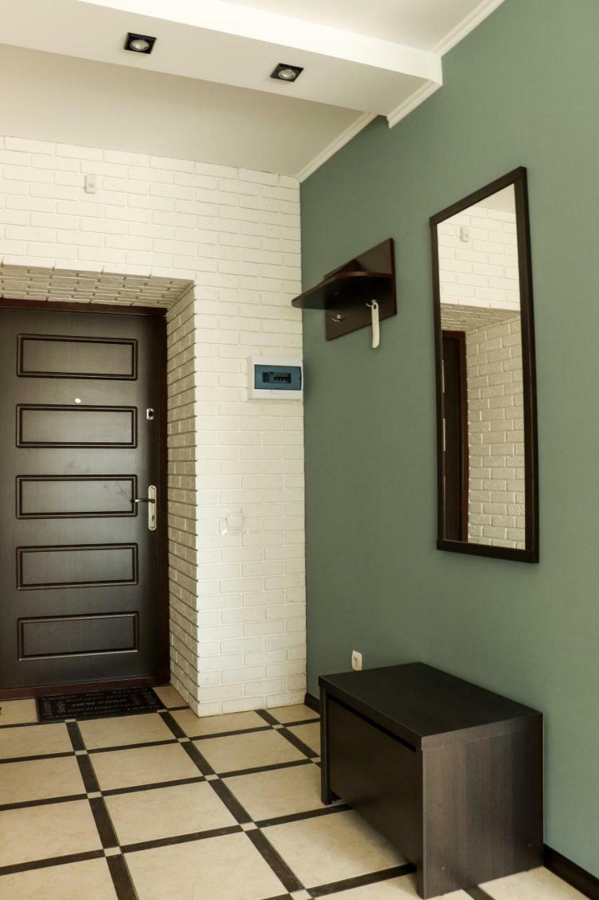 Blue On Kotsyubinsky Avenue Apartment *